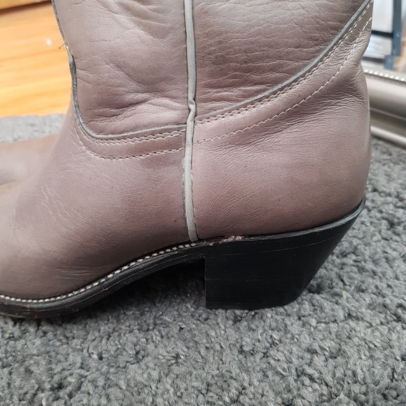 Cowboy boots - Picture 14 of 15